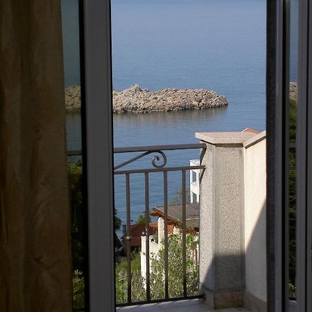 Apartmani More Sveti Stefan Habitación foto