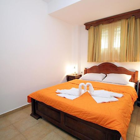 Apartmani More Sveti Stefan Exterior foto