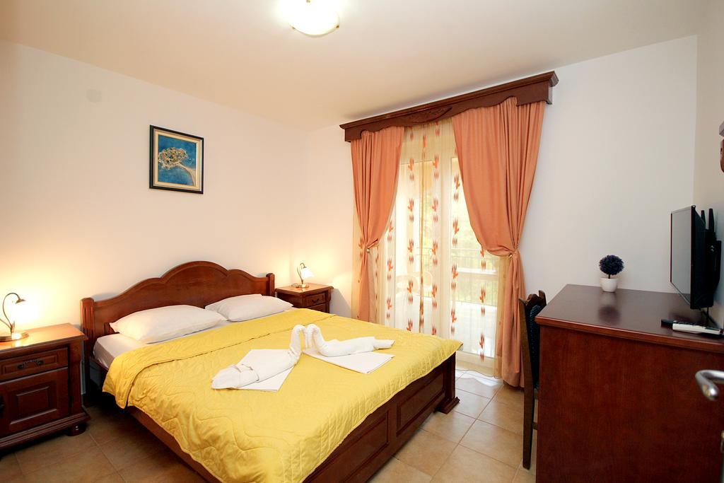 Apartmani More Sveti Stefan Exterior foto