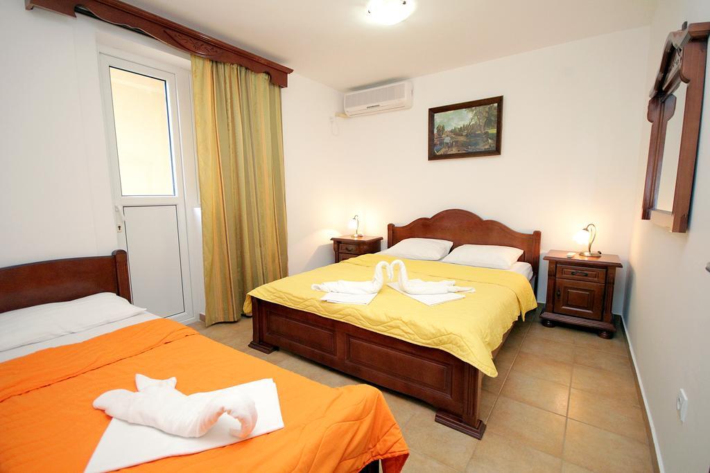 Apartmani More Sveti Stefan Exterior foto