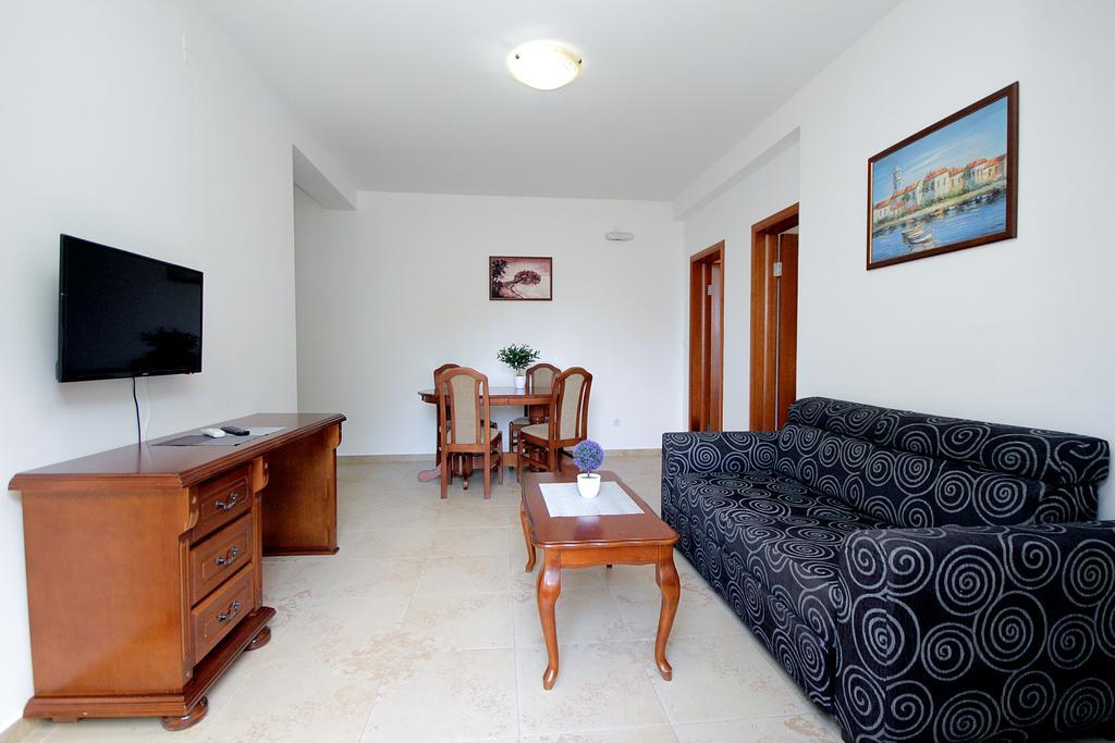 Apartmani More Sveti Stefan Exterior foto